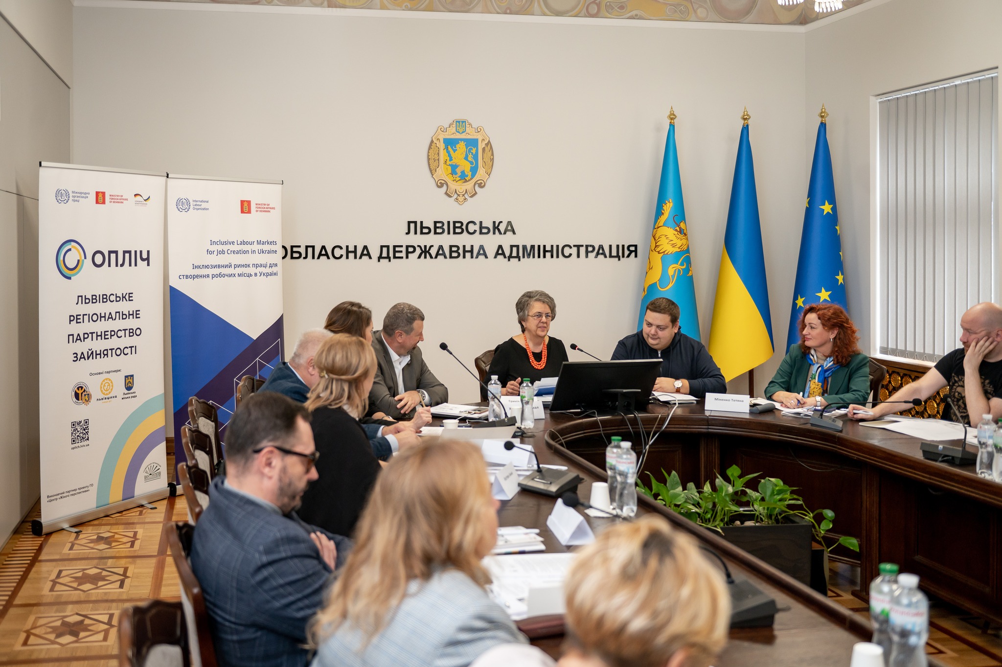 Аналіз розривів у навичках і потреб бізнесу у робочій силі